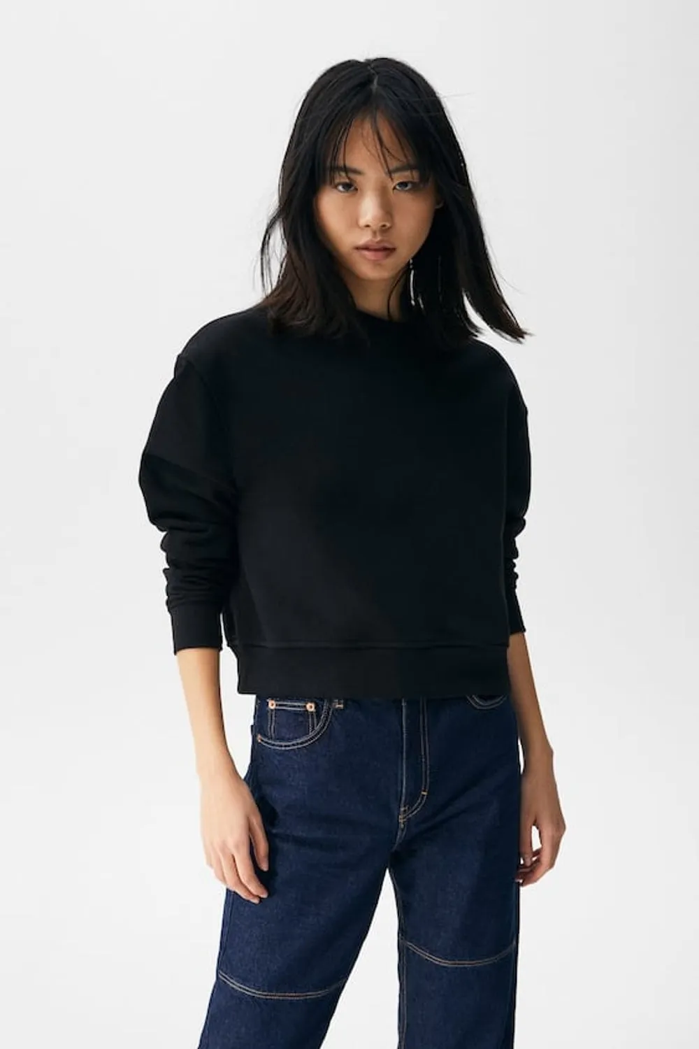 Basic Black Colored Round Neck Sweatshirt