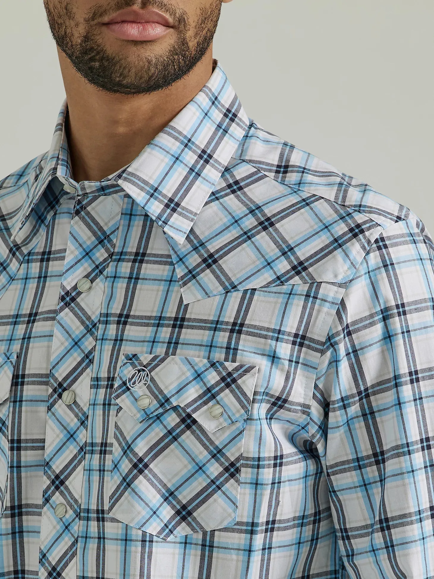 Men's Wrangler Retro Blue/White Plaid Long Sleeve Snap Shirt