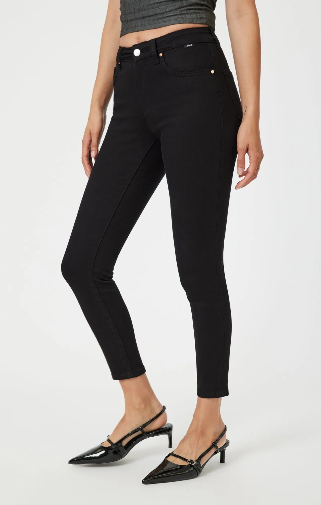 TESS SKINNY IN BLACK LA BLUE